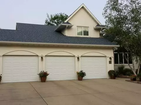329 Napa Lp, Bismarck, ND 58504 photo 3