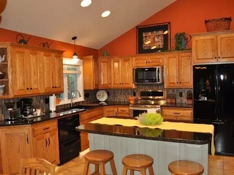 329 Napa Lp, Bismarck, ND 58504 photo 10