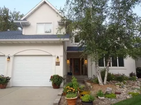 329 Napa Lp, Bismarck, ND 58504 photo 2