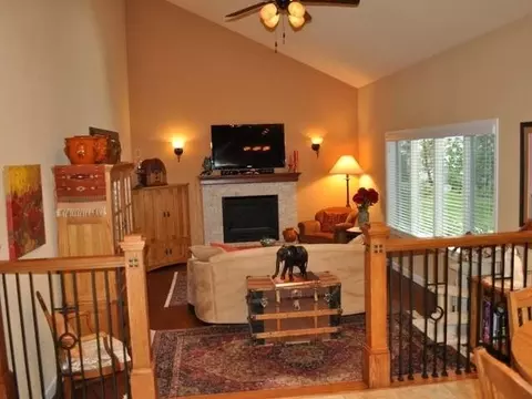 329 Napa Lp, Bismarck, ND 58504 photo 9