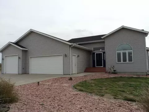 6455 Preston Lp, Bismarck, ND 58504 photo 1