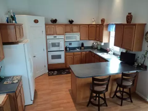 6455 Preston Lp, Bismarck, ND 58504 photo 2