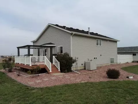 6455 Preston Lp, Bismarck, ND 58504 photo 16