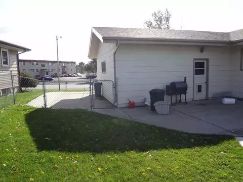 324 Interstate Ave W, Bismarck, ND 58501 photo 22