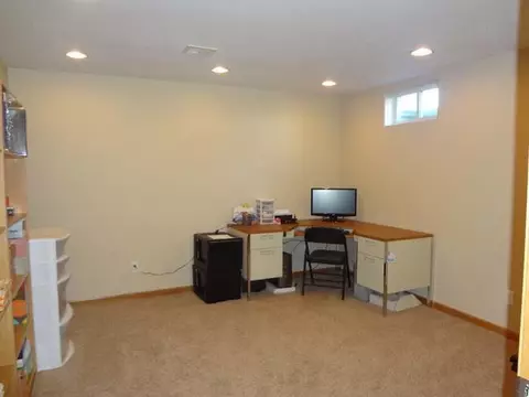 324 Interstate Ave W, Bismarck, ND 58501 photo 18