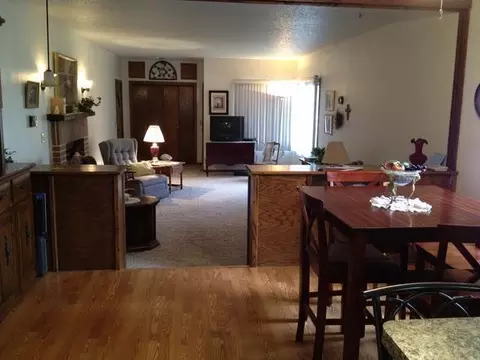 205 Front St, Beulah, ND 58523 photo 4