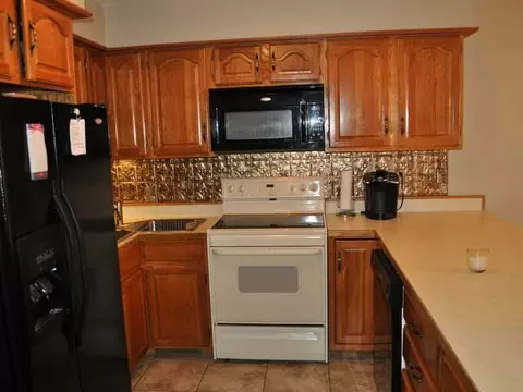 1925 Capitol Ave E, Bismarck, ND 58501 photo 9