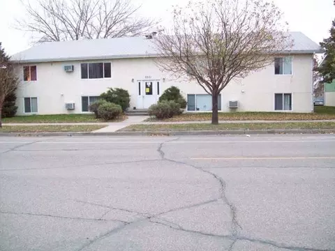 3211 Rosser Ave E, Bismarck, ND 58501 photo 4
