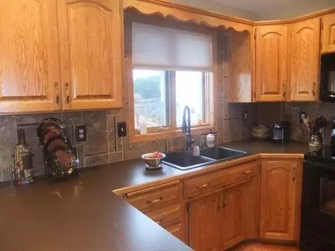 1032 Turnpike Ave E, Bismarck, ND 58503 photo 11