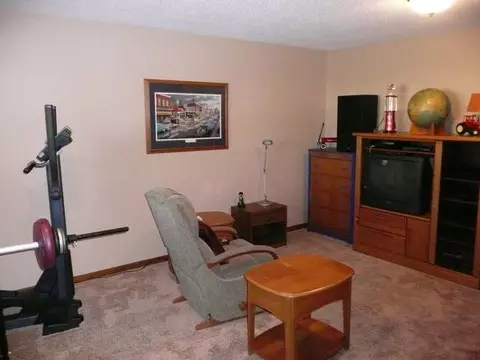 403 16th St NW, Mandan, ND 58554 photo 29
