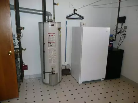 403 16th St NW, Mandan, ND 58554 photo 33