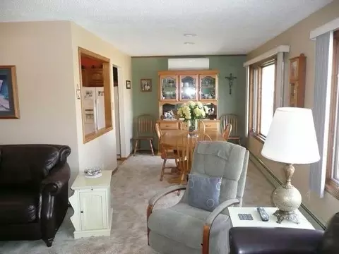 403 16th St NW, Mandan, ND 58554 photo 9