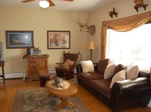116 3rd Ave E, Turtle Lake, ND 58575 photo 2