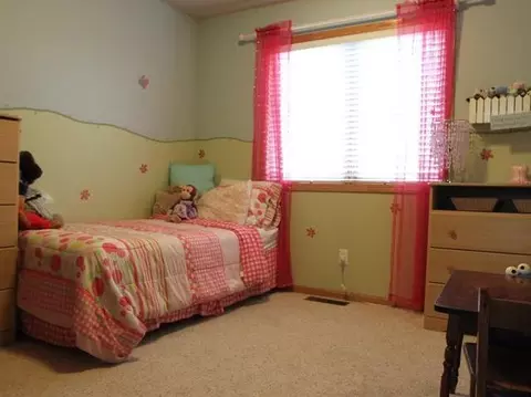 856 San Angelo Dr, Bismarck, ND 58504 photo 16