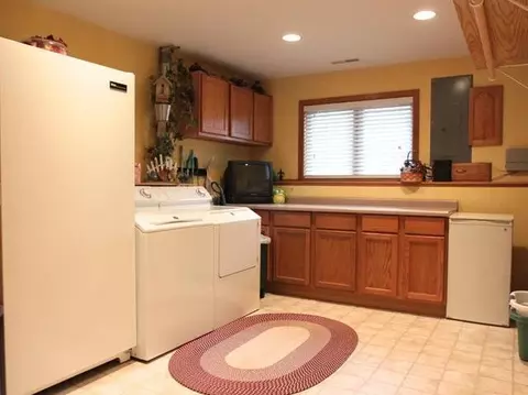 856 San Angelo Dr, Bismarck, ND 58504 photo 29