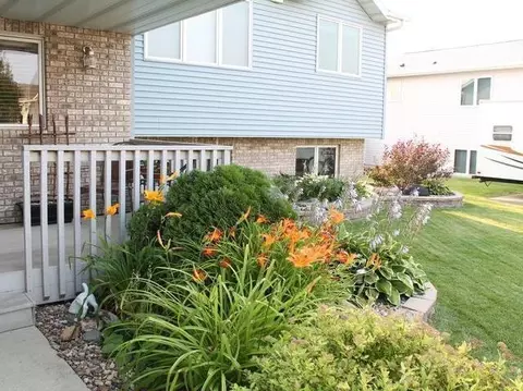 856 San Angelo Dr, Bismarck, ND 58504 photo 20