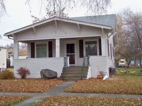 1007 5 N St, Bismarck, ND 58501 photo 2