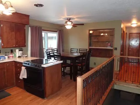 1515 Divide Ave E, Bismarck, ND 58501 photo 4