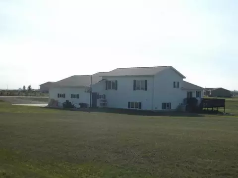 7128 Keepsake Ln, Bismarck, ND 58501 photo 27