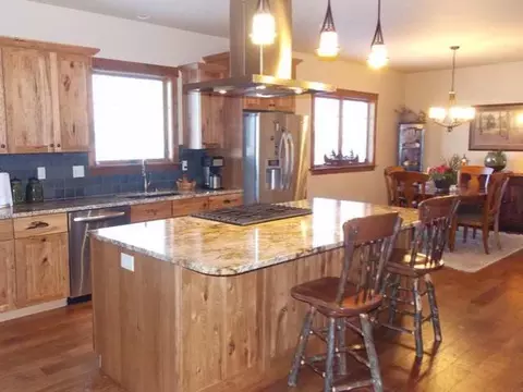 4723 Boulder Ridge Rd, Bismarck, ND 58503 photo 4