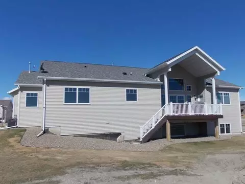 4723 Boulder Ridge Rd, Bismarck, ND 58503 photo 20