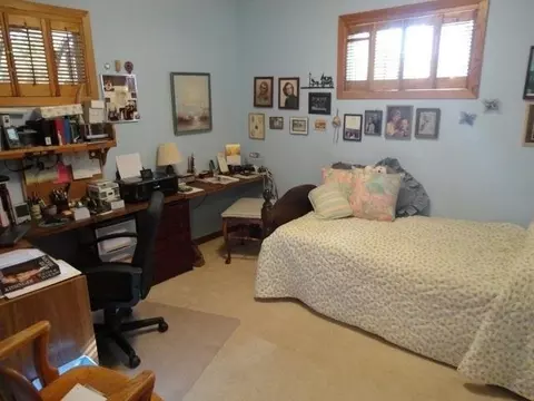 913 Midway Dr, Bismarck, ND 58501 photo 7