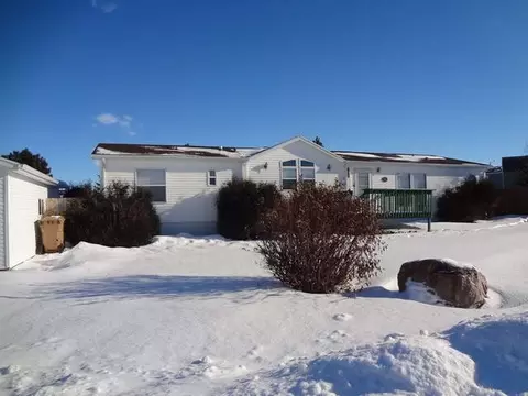 5131 Redcoat Loop, Bismarck, ND 58503 photo 2