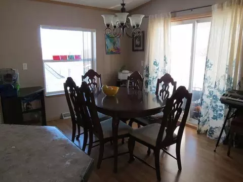 1213 9 Ave SE, Mandan, ND 58554 photo 3