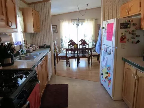 1213 9 Ave SE, Mandan, ND 58554 photo 4