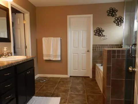 1301 Eagles View Pl, Bismarck, ND 58503 photo 18