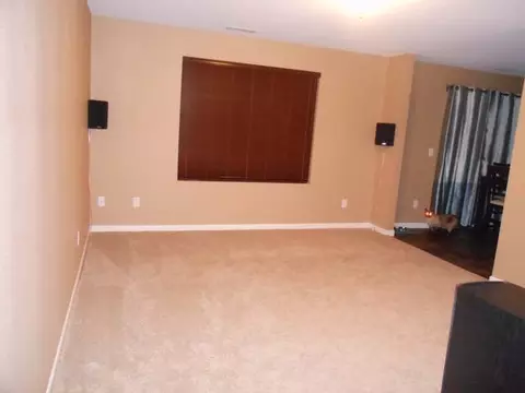 5419 Calvert Dr, Bismarck, ND 58503 photo 3