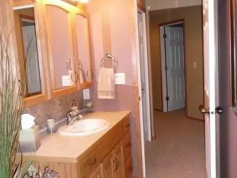3441 Thunderbird, Bismarck, ND 58503 photo 16