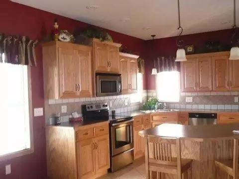 3441 Thunderbird, Bismarck, ND 58503 photo 7