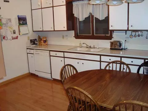 1162 Keating Dr, Bismarck, ND 58501 photo 9
