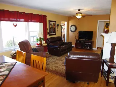 112 3rd St, Riverdale, ND 58565 photo 4
