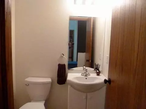 4910 Boulder Dr, Bismarck, ND 58504 photo 10