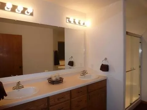 4910 Boulder Dr, Bismarck, ND 58504 photo 5