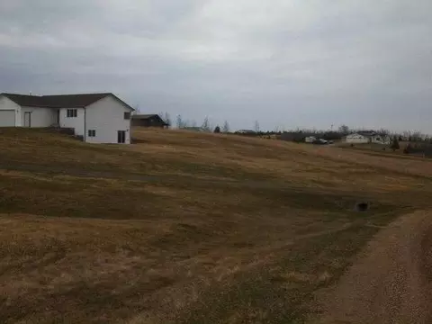 4910 Boulder Dr, Bismarck, ND 58504 photo 23