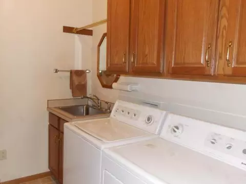 1908 Valley Dr, Bismarck, ND 58501 photo 14