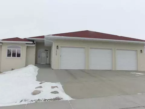 1908 Valley Dr, Bismarck, ND 58501 photo 38