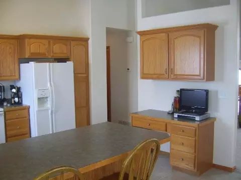 2317 3 S St, Bismarck, ND 58504 photo 5