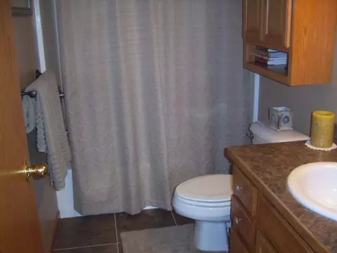 2317 3 S St, Bismarck, ND 58504 photo 13