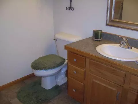 2317 3 S St, Bismarck, ND 58504 photo 14