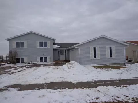 2029 Union Loop NW, Mandan, ND 58554 photo 30