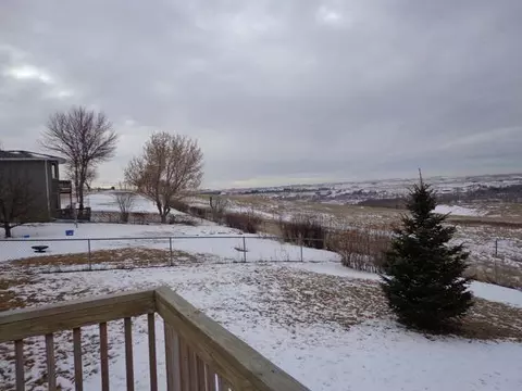 2029 Union Loop NW, Mandan, ND 58554 photo 4