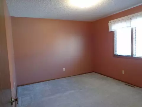 3641 Regent Dr E, Bismarck, ND 58504 photo 10