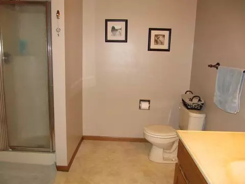 312 Wachter Ave E, Bismarck, ND 58504 photo 56