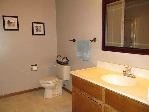 312 Wachter Ave E, Bismarck, ND 58504 photo 55