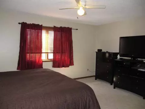 312 Wachter Ave E, Bismarck, ND 58504 photo 24