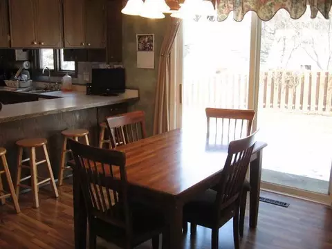 1002 Constitution Dr, Bismarck, ND 58501 photo 3